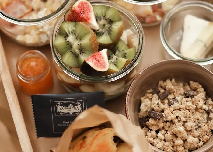 Madame Imagine, & * Épinal